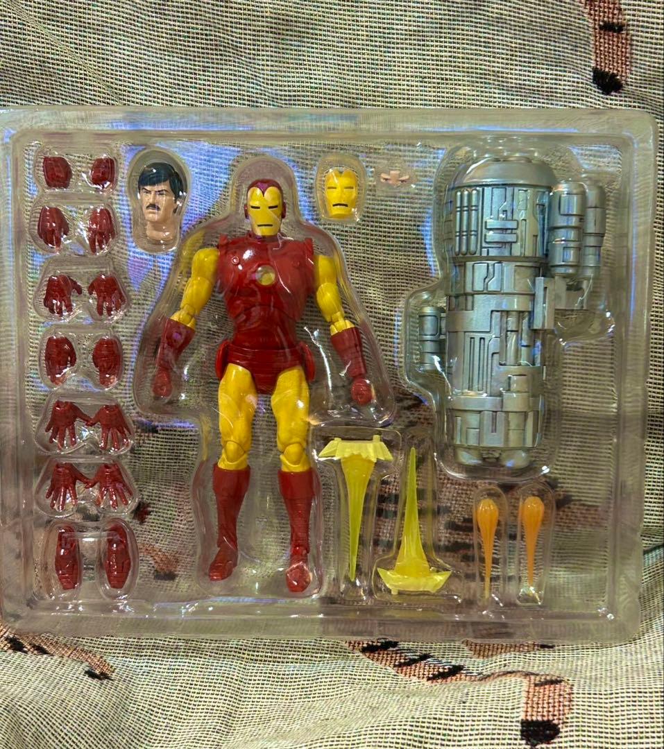 MAFEX アイアンマン (COMIC Ver.)