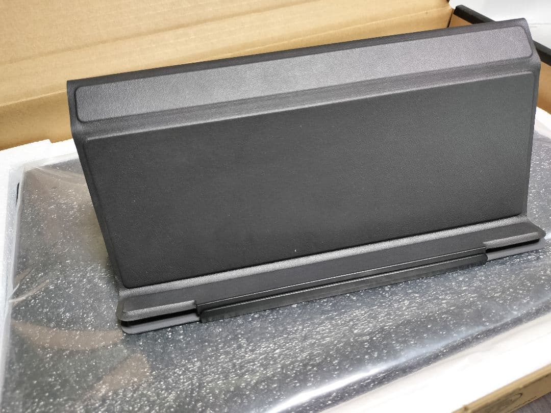 ASUS ZenScreen MB16ACE モバイルモニター 15.6インチ