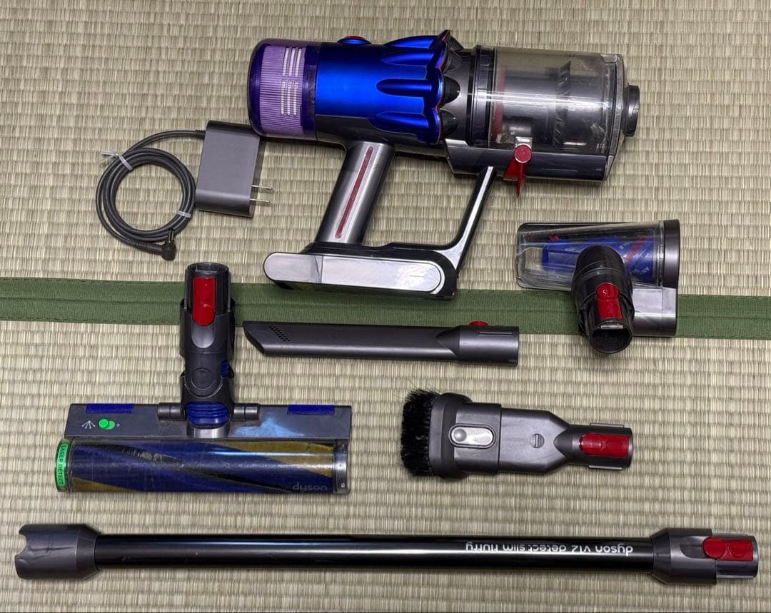 ジャンクDyson V12 SV20Detect Slim コードレス掃除機