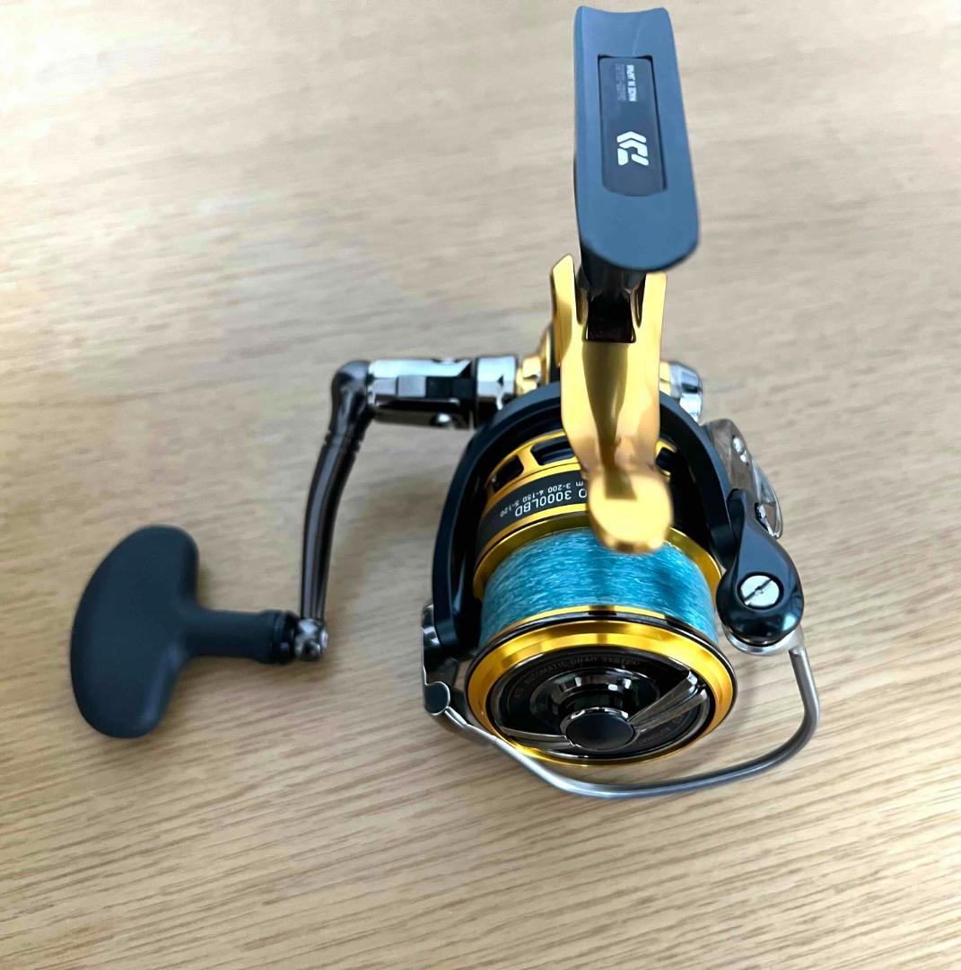塚本萌さん専用　ダイワ　18トーナメントISO3000LBD