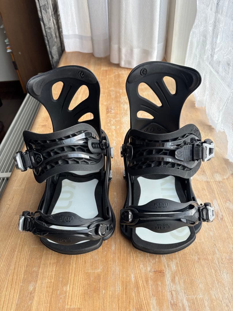 フラックス　FLUX GS ブラック スノーボードビンディング
