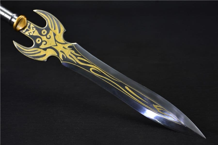 タカが大空を攻撃する 古兵器   武具　刀装具　日本刀　模造刀 居合刀 長尺