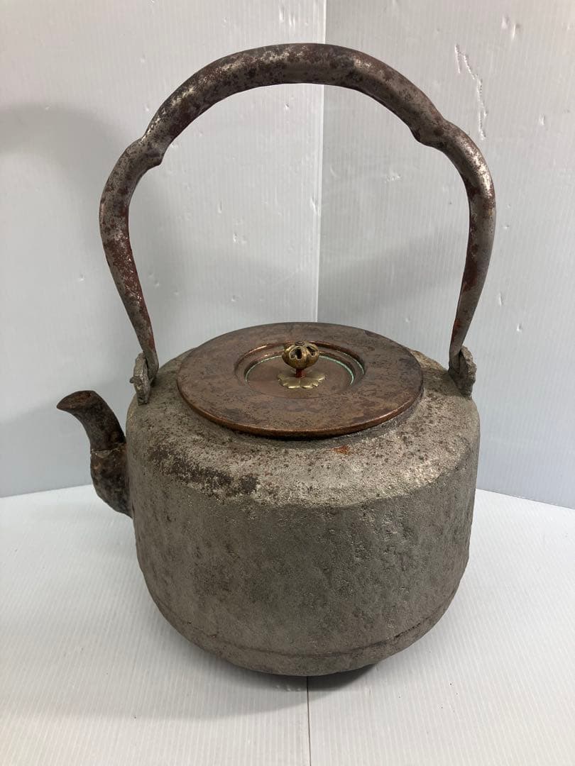 【時代物】青龍堂造鉄瓶 岩肌 銅蓋 京鉄瓶 煎茶道具 茶道具 骨董 アンティーク