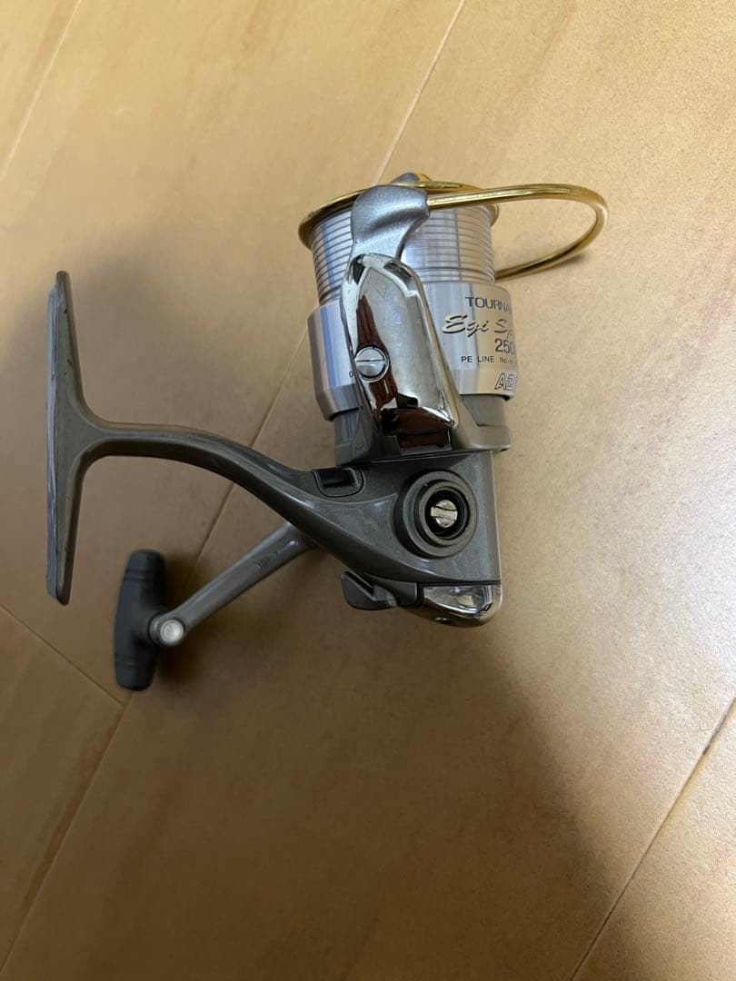 ダイワ　スピニングリール