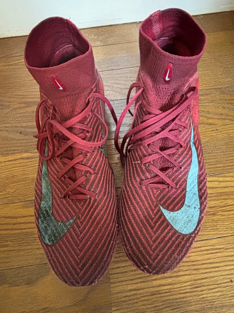 Nike サッカーシューズ レッド ハイカットエリート