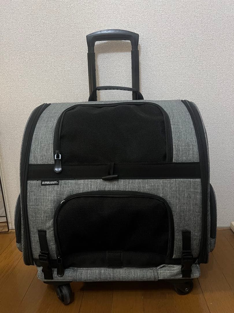 値下げしました☆エアバギーフィット☆人気カラー　アースグレー