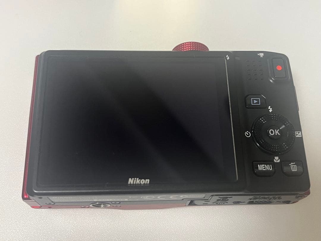 Nikon　COOLPIX　S8200　デジタルカメラ