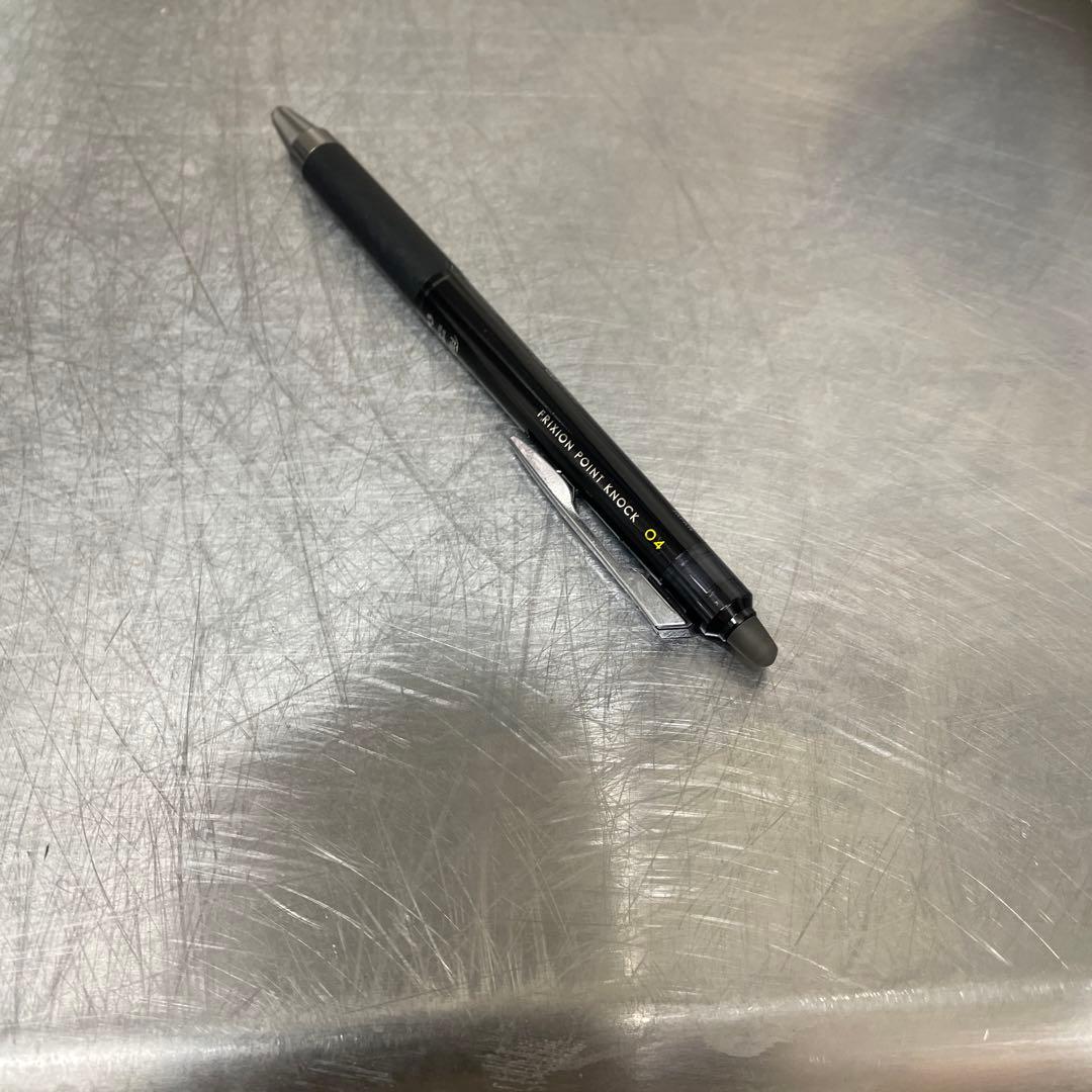 セルフィット アイラインペンシル