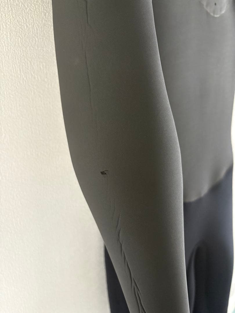 美品⭐︎ラブサーフ限定⭐︎Cyber ウェットフルスーツ