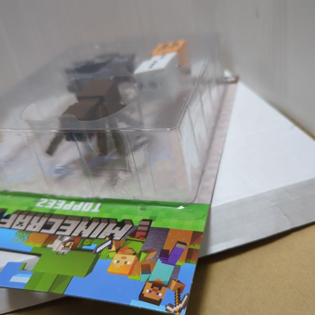エラー品　マインクラフト　３D　ミニフィギュア　３ピース　ブリスター逆さま
