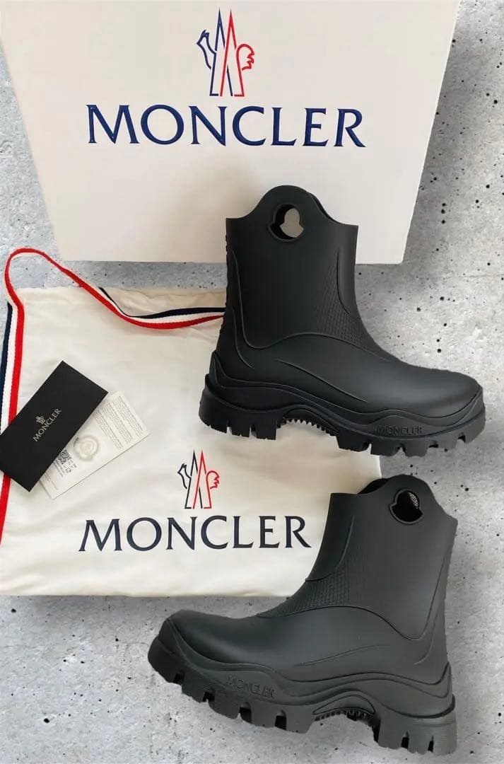 【新品】今期 最新 MONCLER ブーツ レインブーツ ショートブーツ 37