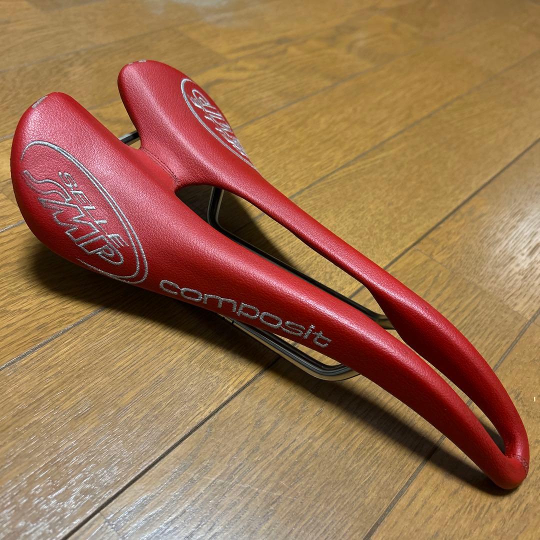 Selle Italia Composite レッドサドル