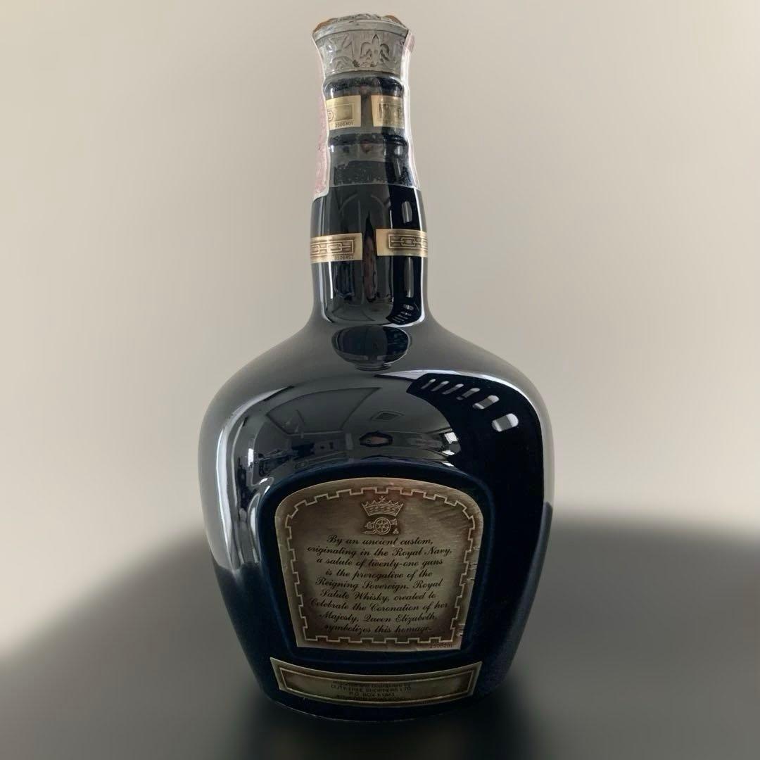 シーバス　ロイヤルサルート21年　陶器ボトル　巾着・箱付【古酒】