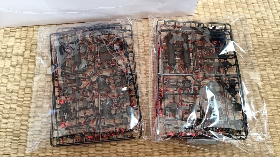 RG 1/144 沙扎比　赤メッキ色