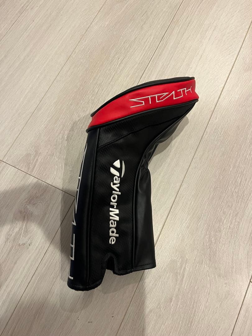 TaylorMade Stealth ドライバー 9.0度　純正カバーあり