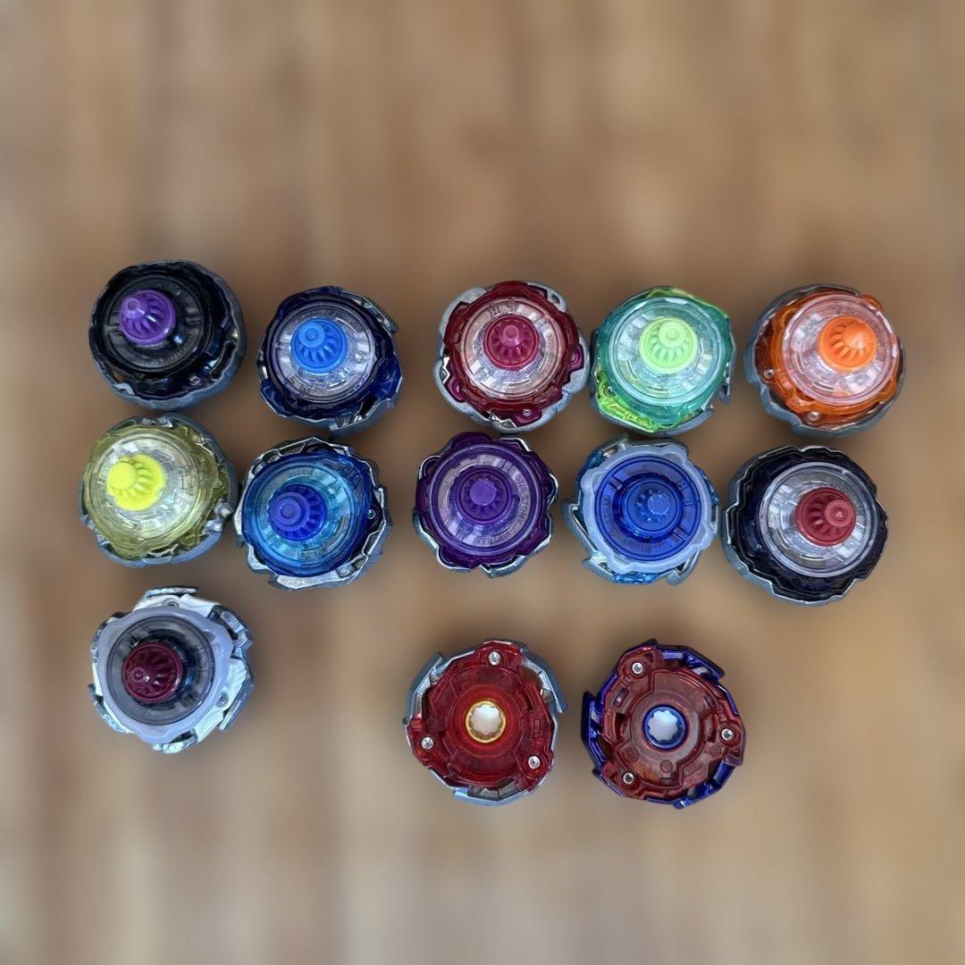 BAYBLADE X まとめ売り13個他、ケース、公式スタジアムつき