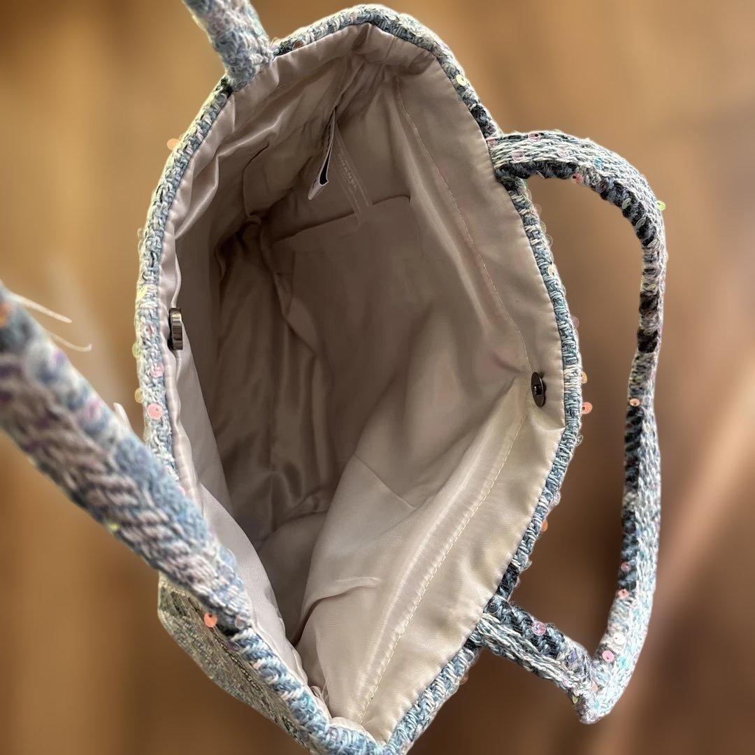 CHANELツイードトートバッグ　水色