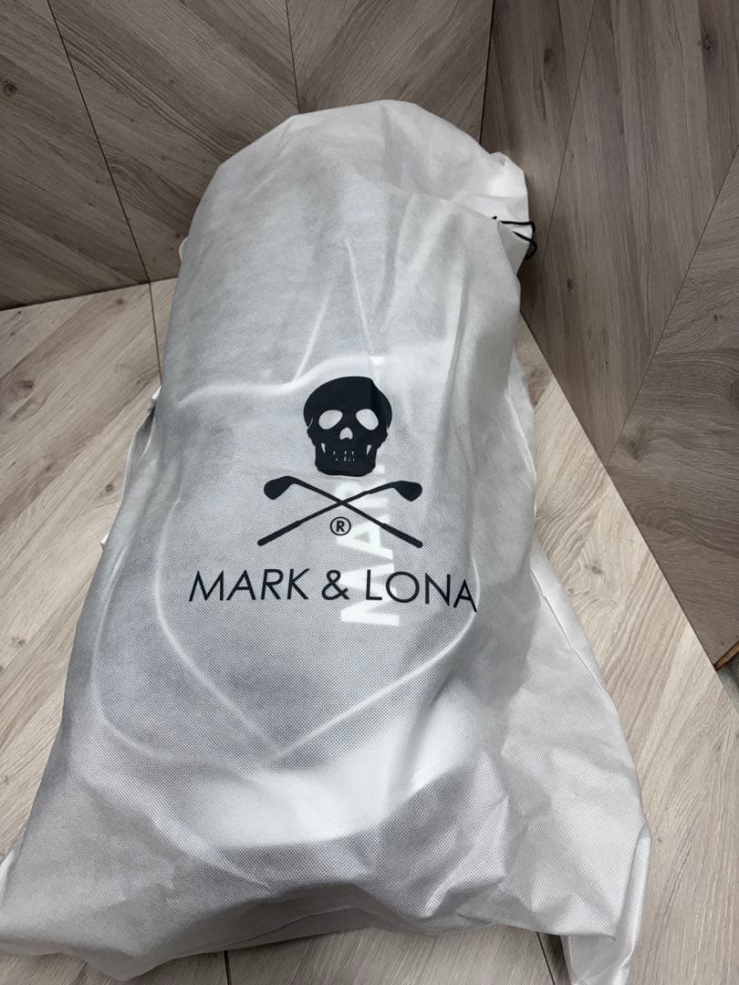 マークアンドロナ　キャディバッグ