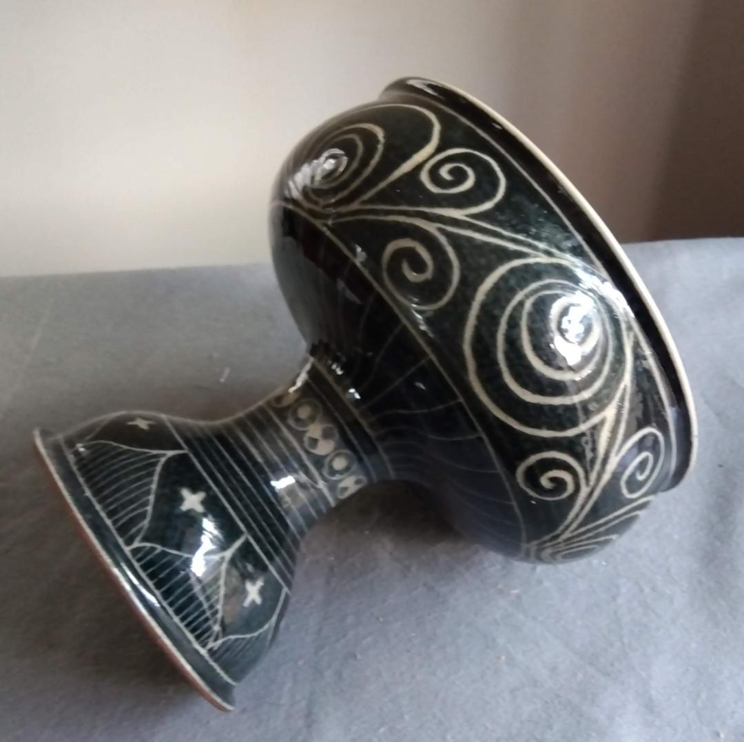 越前焼　あかね陶房　山路茜　藍化粧のポップモダニズムな斬新デザイン巨大コンポート