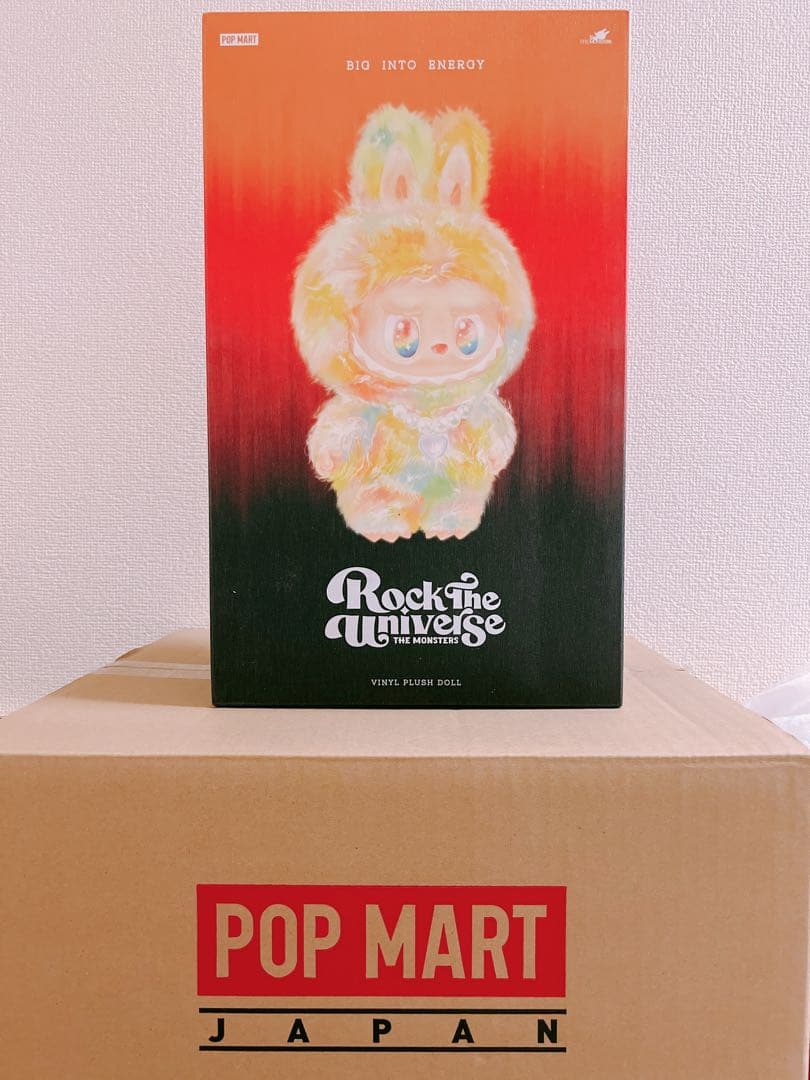 ラブブ　POP MART Rock the Universe