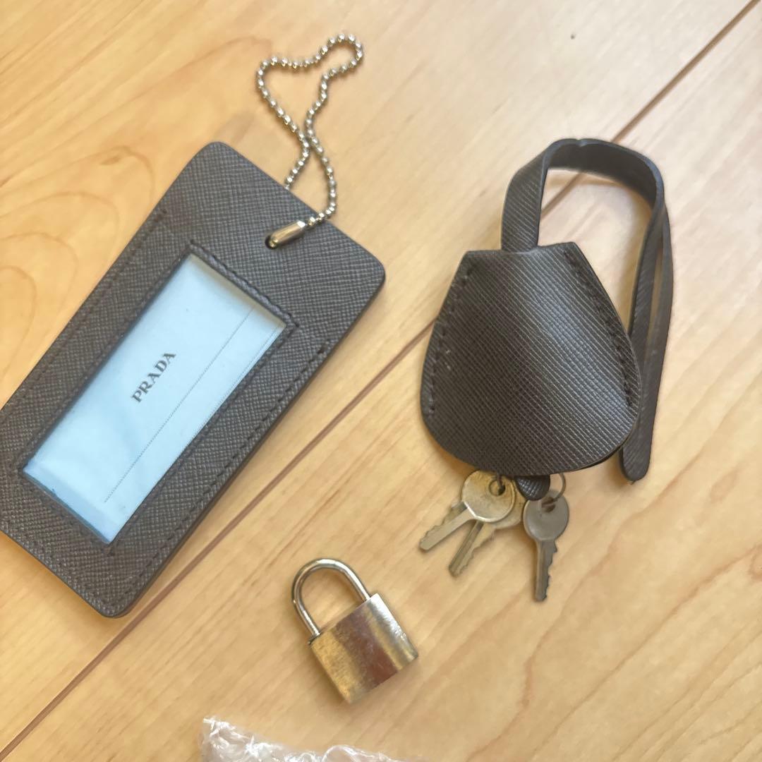 PRADA ブラック ボストンバッグ