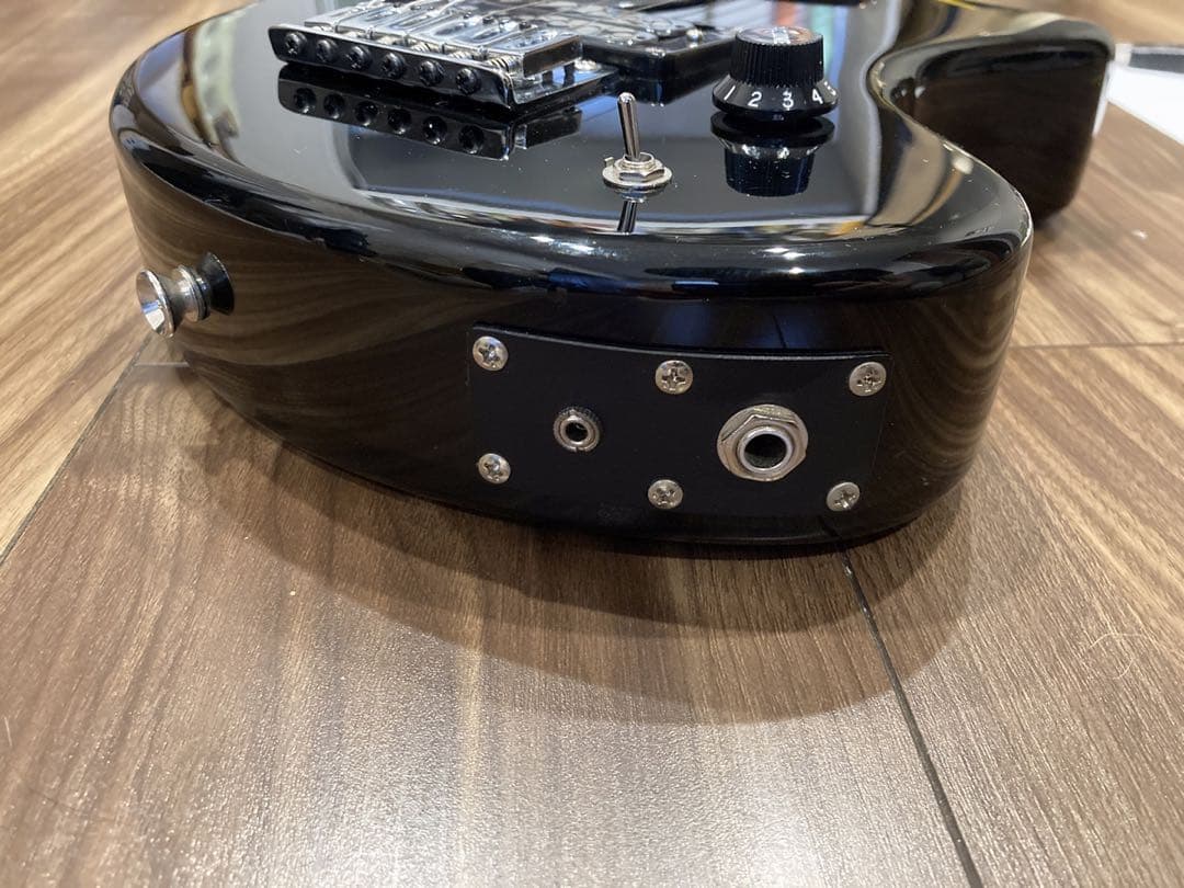 ほぼ新品 FERNANDES ZO-3 黒 イヤホンジャック付USBアダプター付