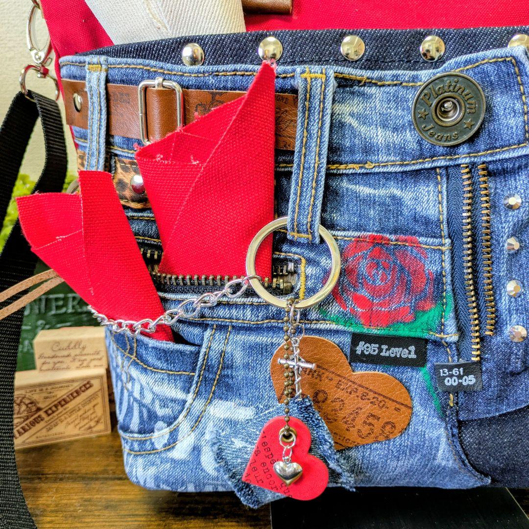 デニムリメイク 2wayトート｜薔薇刺繍×ステンシル・ポケットたくさん・底鋲付き