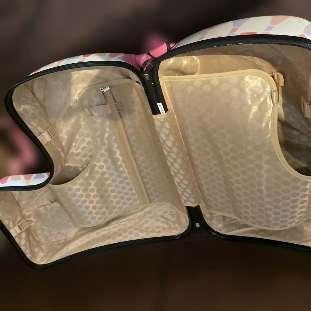 子供が乗れる　子供乗せ　キャリー　スーツケース