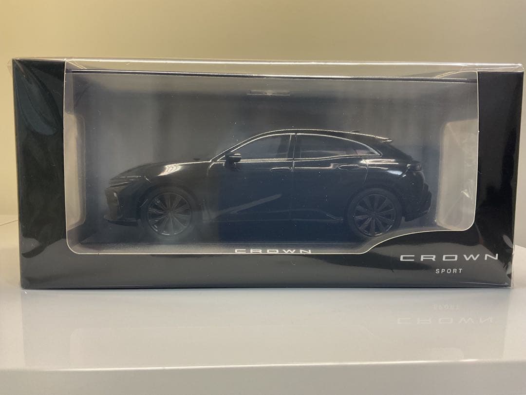 【非売品　未開封】◆クラウンスポーツ◆ブラック　ミニカー