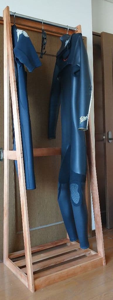 ワンオフ ハンガーラック①