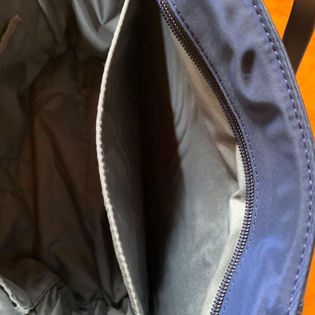 TUMI ボヤージュスモール　マリンブルートートレディースバッグ