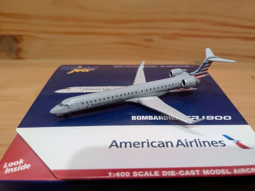 Gemini CRJ Q400 1/400　ジェミニ　ANA JAL