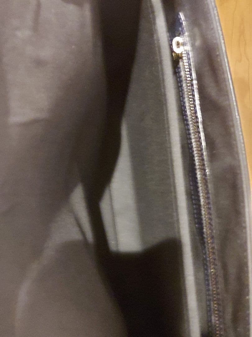 S*'様 ルイヴィトン タイガ ロマンMM ショルダーバッグ レザー