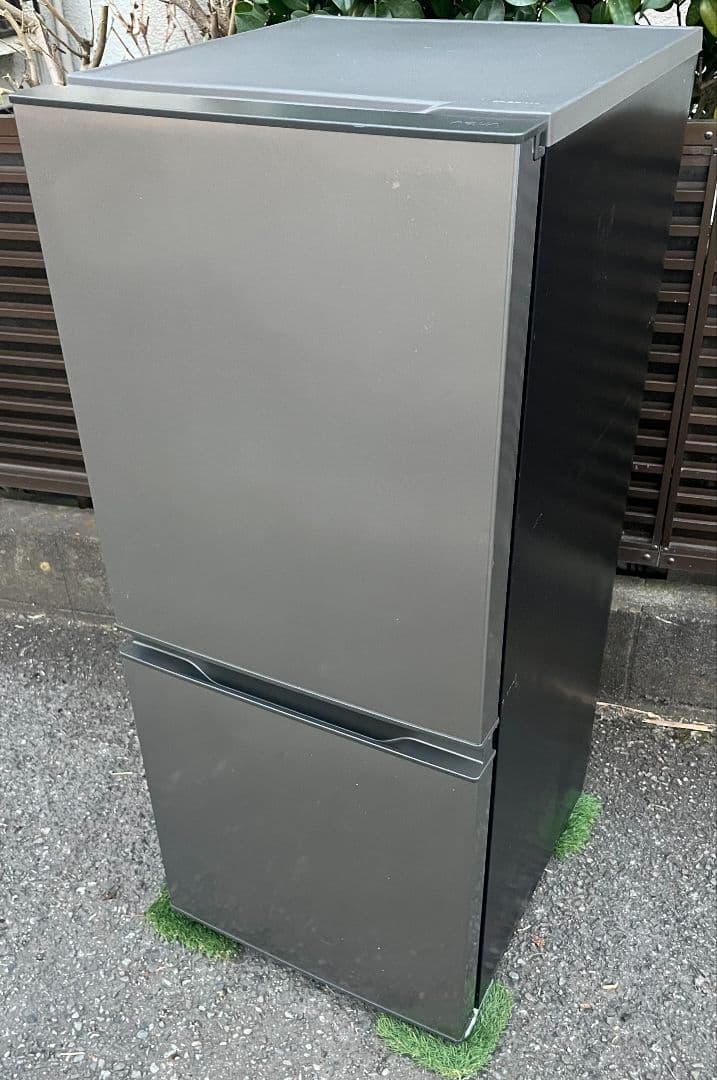 特価アクア冷凍冷蔵庫　135L低温フリーケース自動霜取り機能付き　2023年製