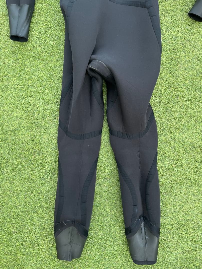 O'NEILL オニールウェットスーツドライスーツXLツールズ手首、首ベルト付き