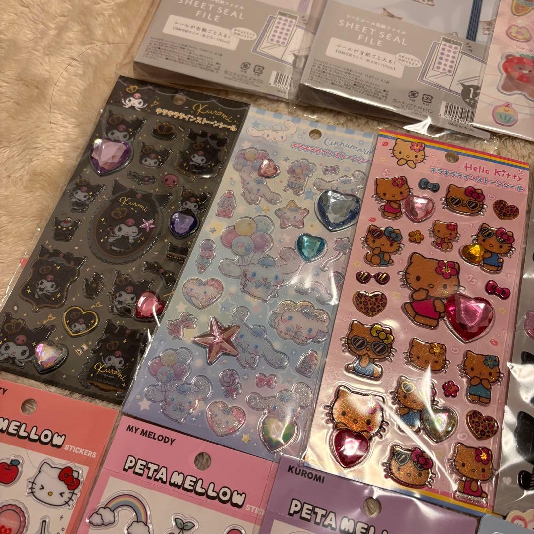 ボンボンドロップシール　肉球　タイル　マシュマロ　シール帳　シール交換　キティ