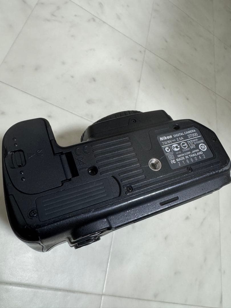 Nikon D7000 デジタル一眼レフ