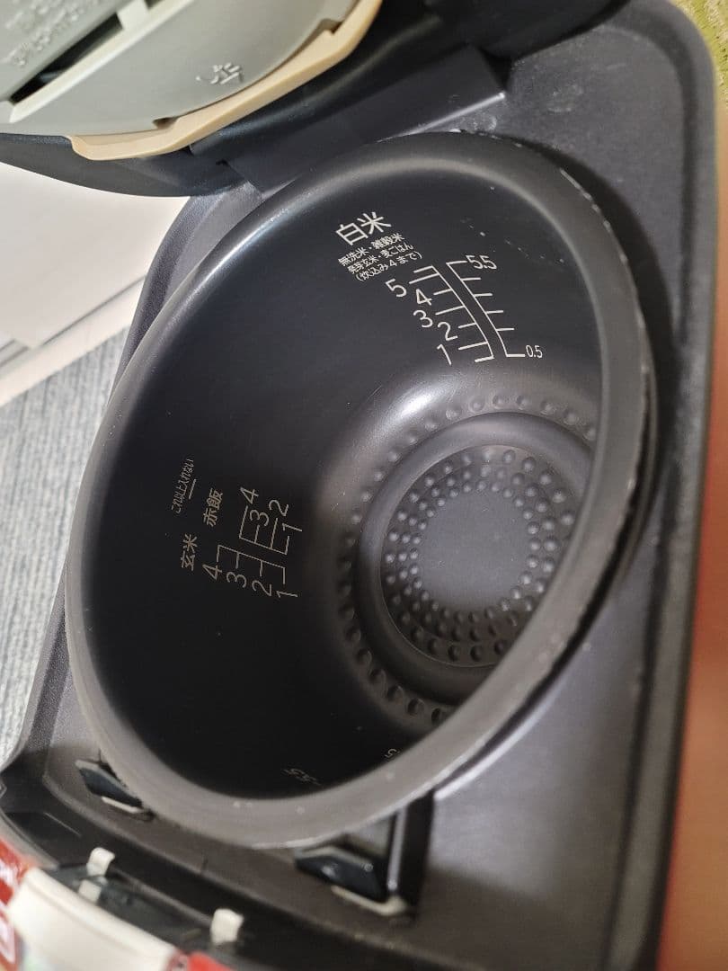 HITACHI RZ-TS105M IHジャー炊飯器 5.5合炊き　2023年製