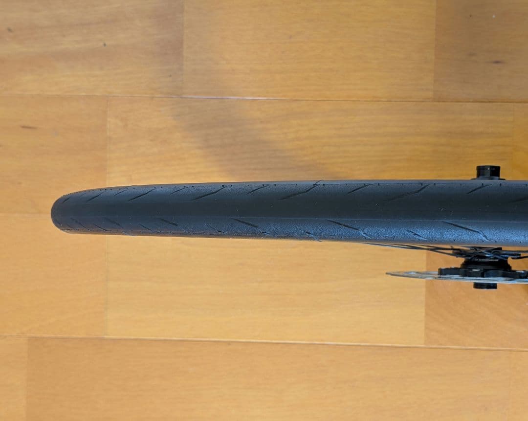 【大幅値下】GUSTO アタッキ 45mmカーボン 11速スプロケ付 ディスク用