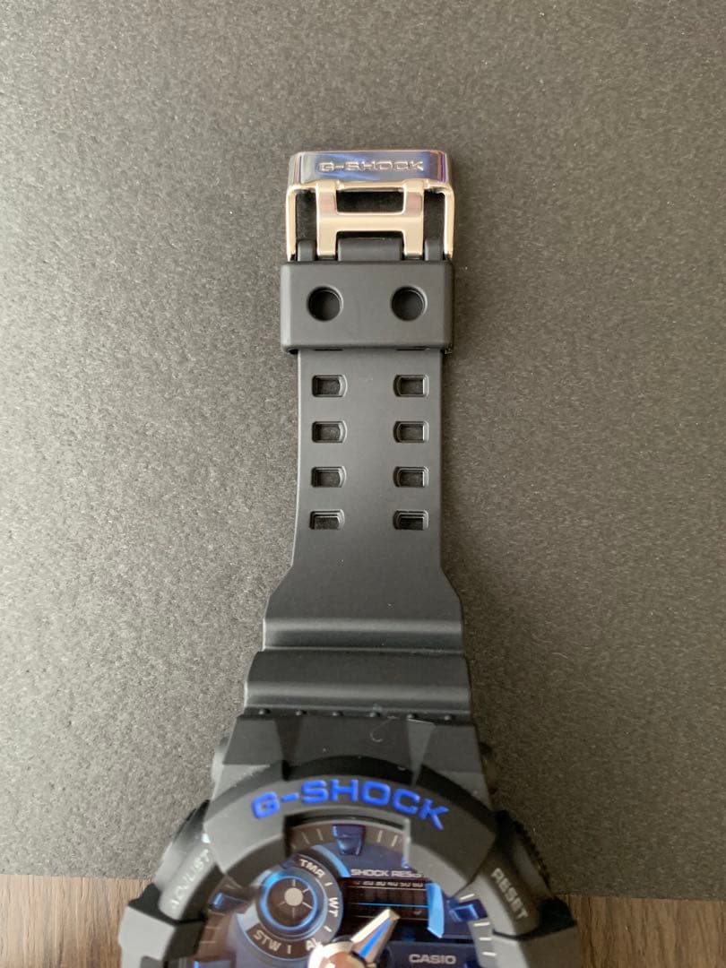 【新品】CASIO G-SHOCK GA-710 ジーショック 早い者勝ちです