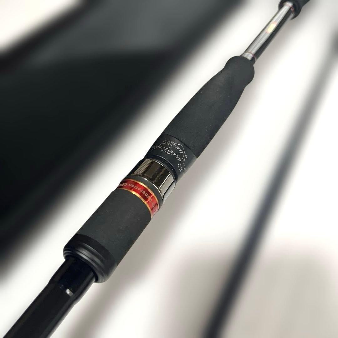 APIA（アピア）風神Z GENEROUS （フージンゼータジェネラス ）94M