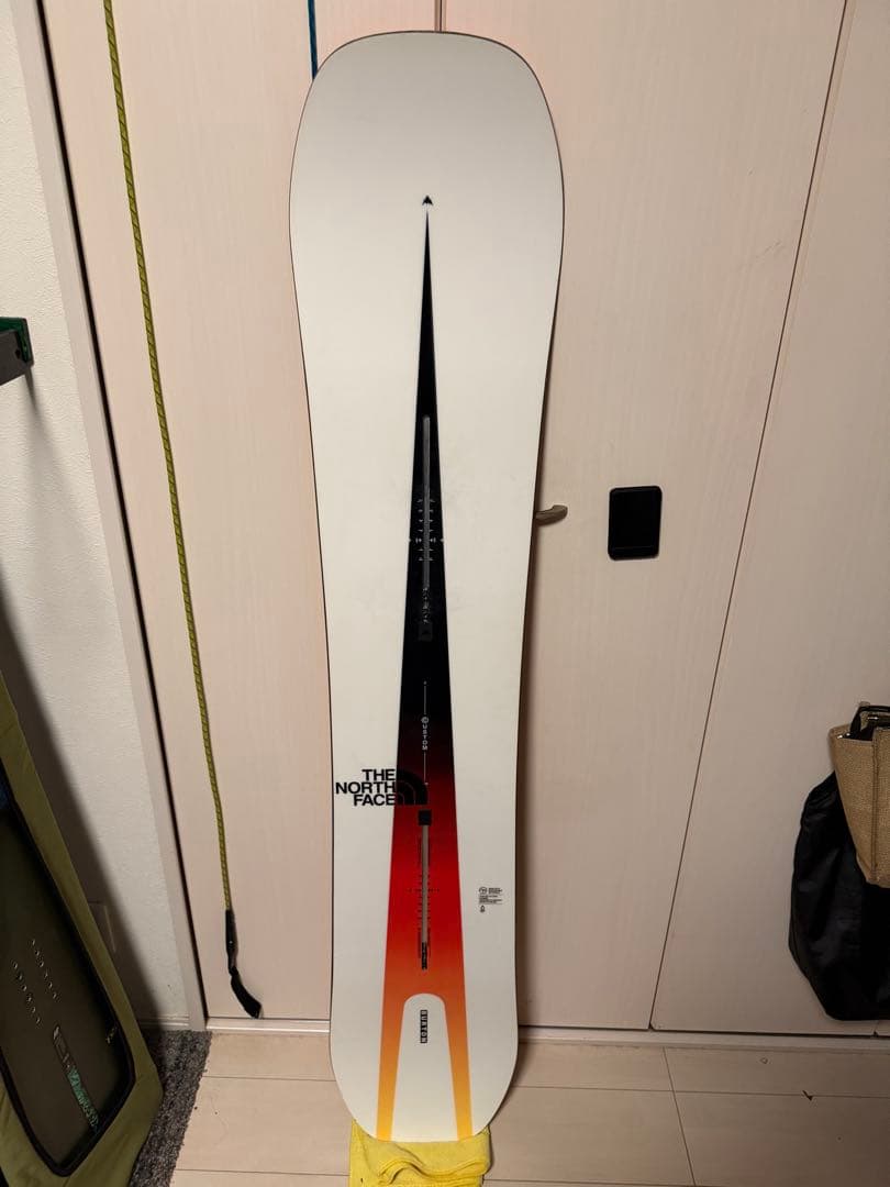 BURTON custom キャンバー　154w 23/24モデル