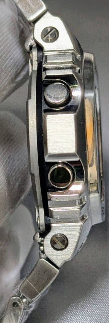 CASIO G-SHOCK GM5600フルメタルカスタム シルバー 付属品あり