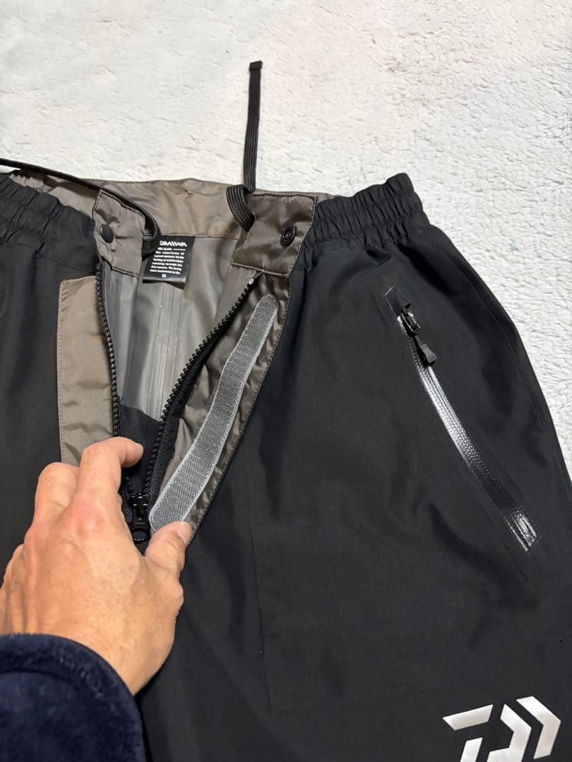 t*n様 DAIWA GORE-TEXゴアテックス　　　Mサイズ　上下