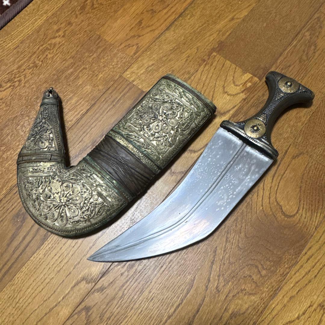 模造刀　短剣　ジャンビーヤ　アラビア