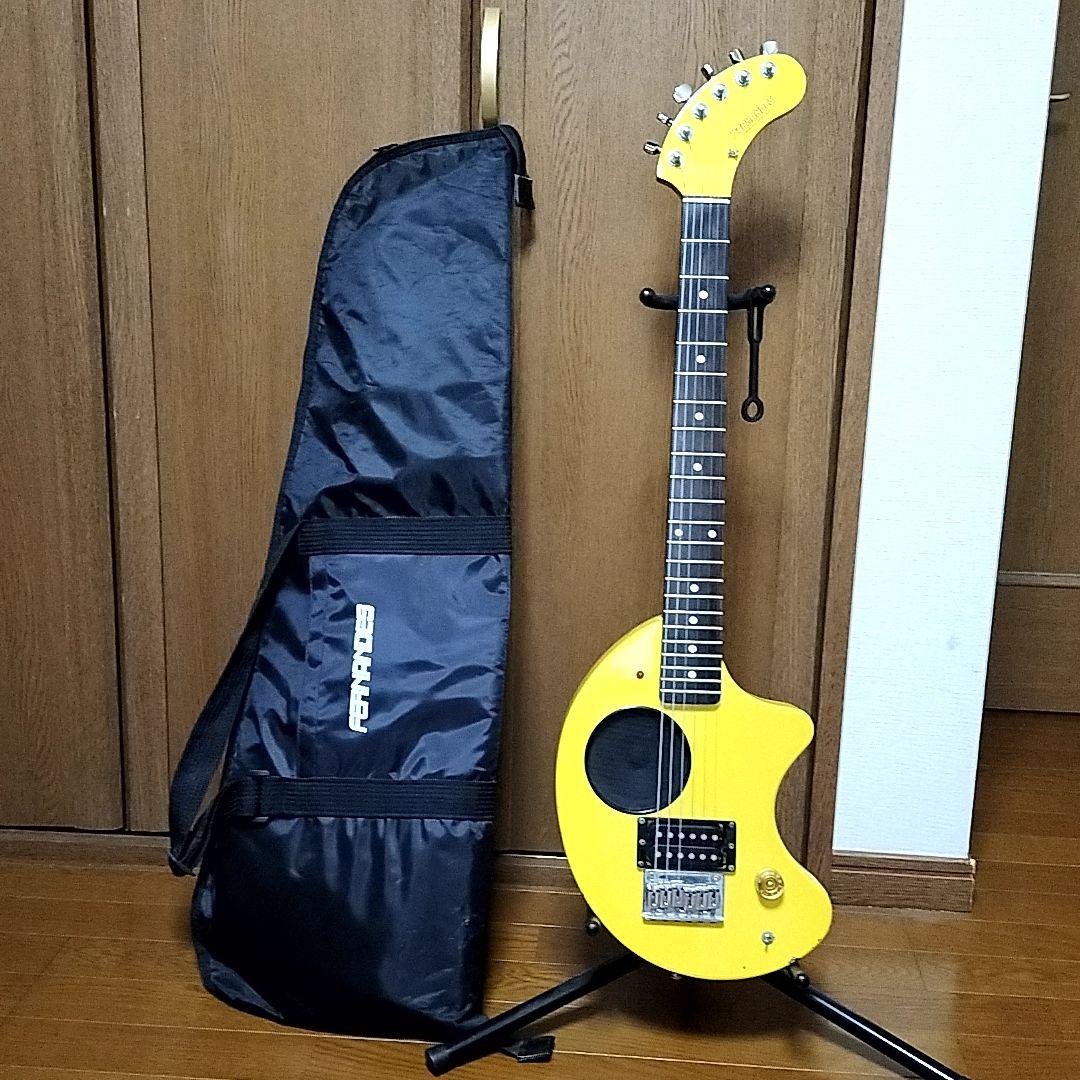 FERNANDES　ZO-3　エレキギター　イエロー　アンプ内蔵ギター