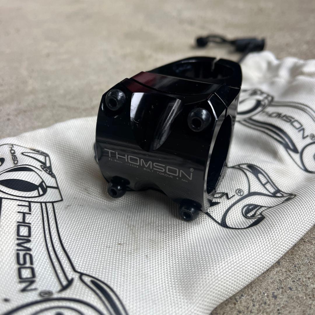 THOMSON ELITE X4 ステム 黒 40mm Φ31.8 OS