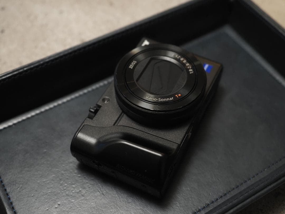 ソニーサイバーショット DSC-RX100M3