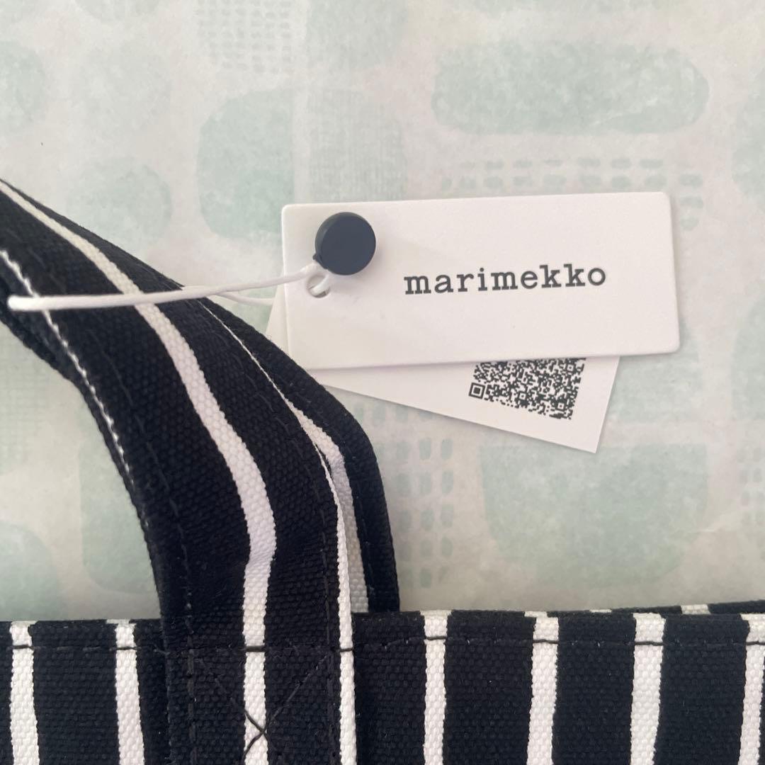 新品　marimekko ￼ Piccolo container bag