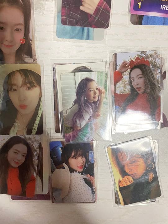 アイリン　red Velvet トレカ